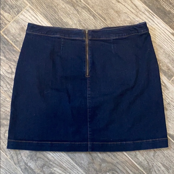 Donated- EUC loft denim skirt - Picture 4 of 6